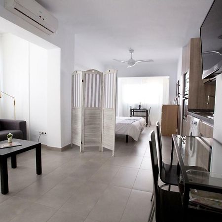 Apartamento Malagueta Beach 10 マラガ エクステリア 写真