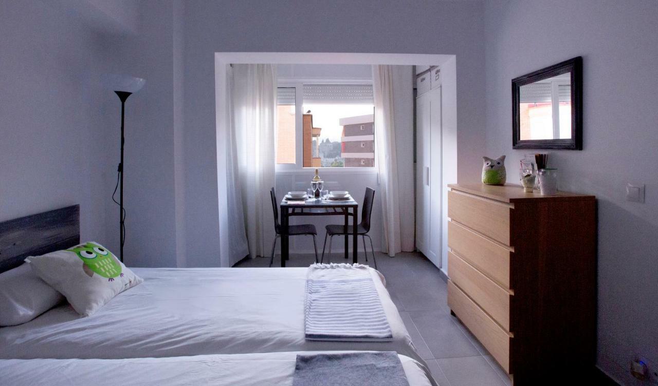 Apartamento Malagueta Beach 10 マラガ エクステリア 写真