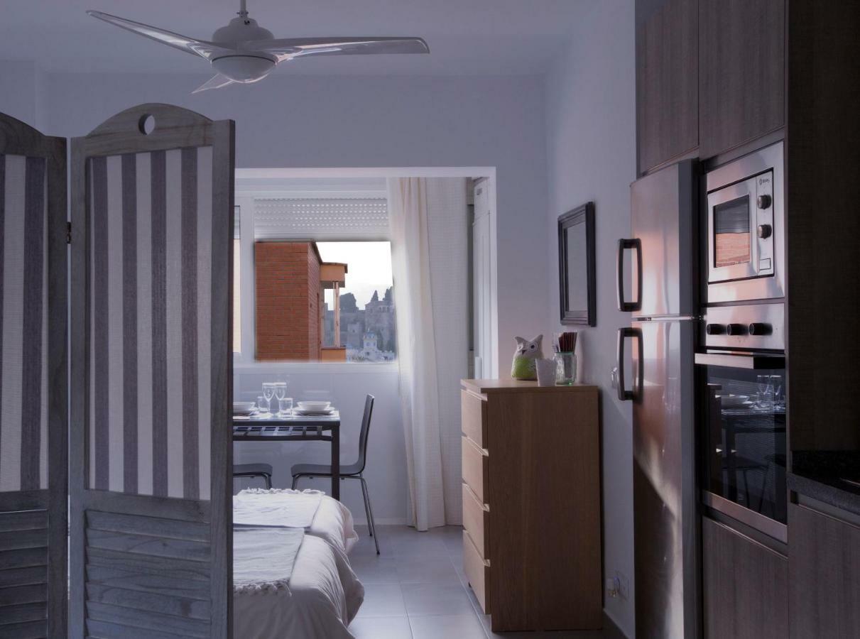 Apartamento Malagueta Beach 10 マラガ エクステリア 写真