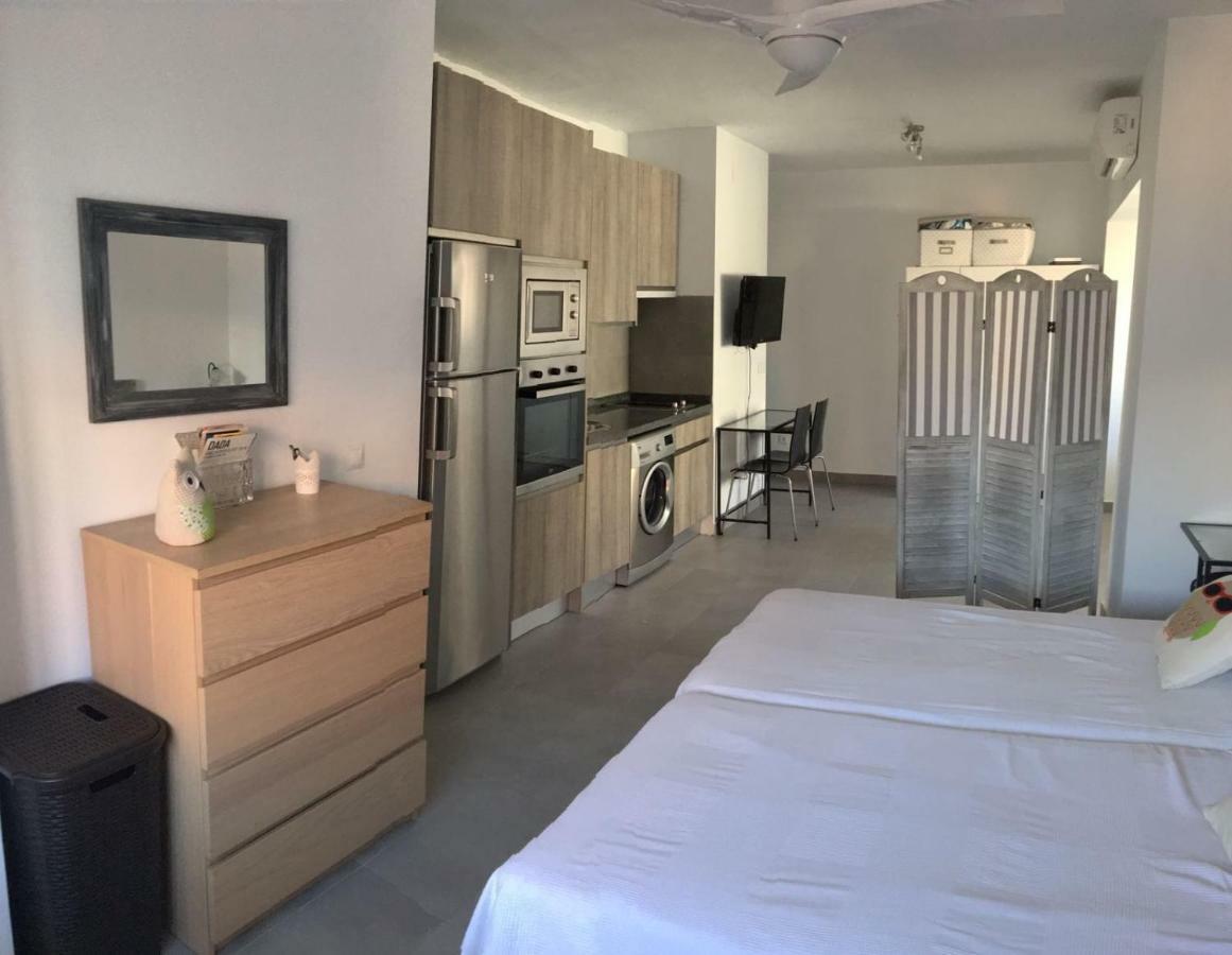 Apartamento Malagueta Beach 10 マラガ エクステリア 写真
